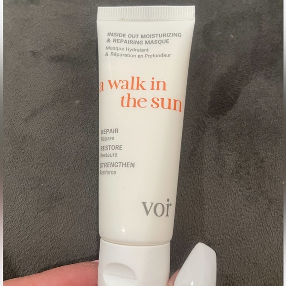 VOIR A Walk In The Sun Moisturizing Hair Masque - Picture 4 of 7